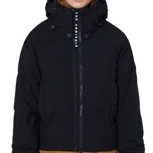 The Arrivals Crop Performance Puffer Jacket Size L